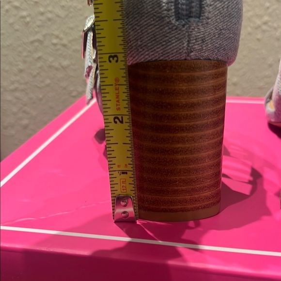 Corkys Gray and Blue Strappy Heels - Picture 9 of 16